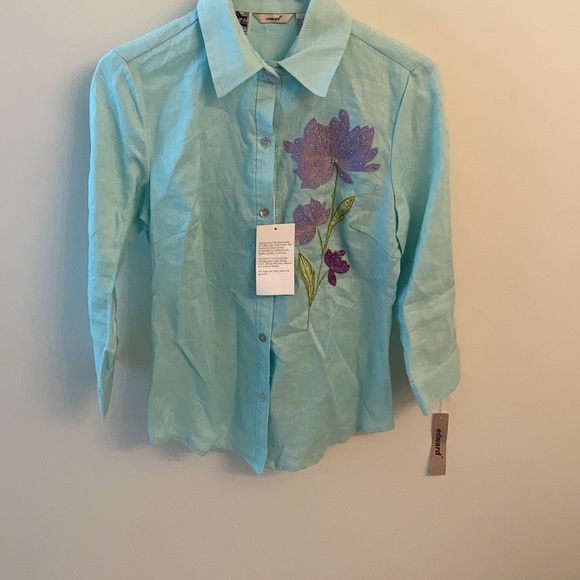 NWT Irish Linen Button Down Blouse W/Floral Design - Picture 4 of 10